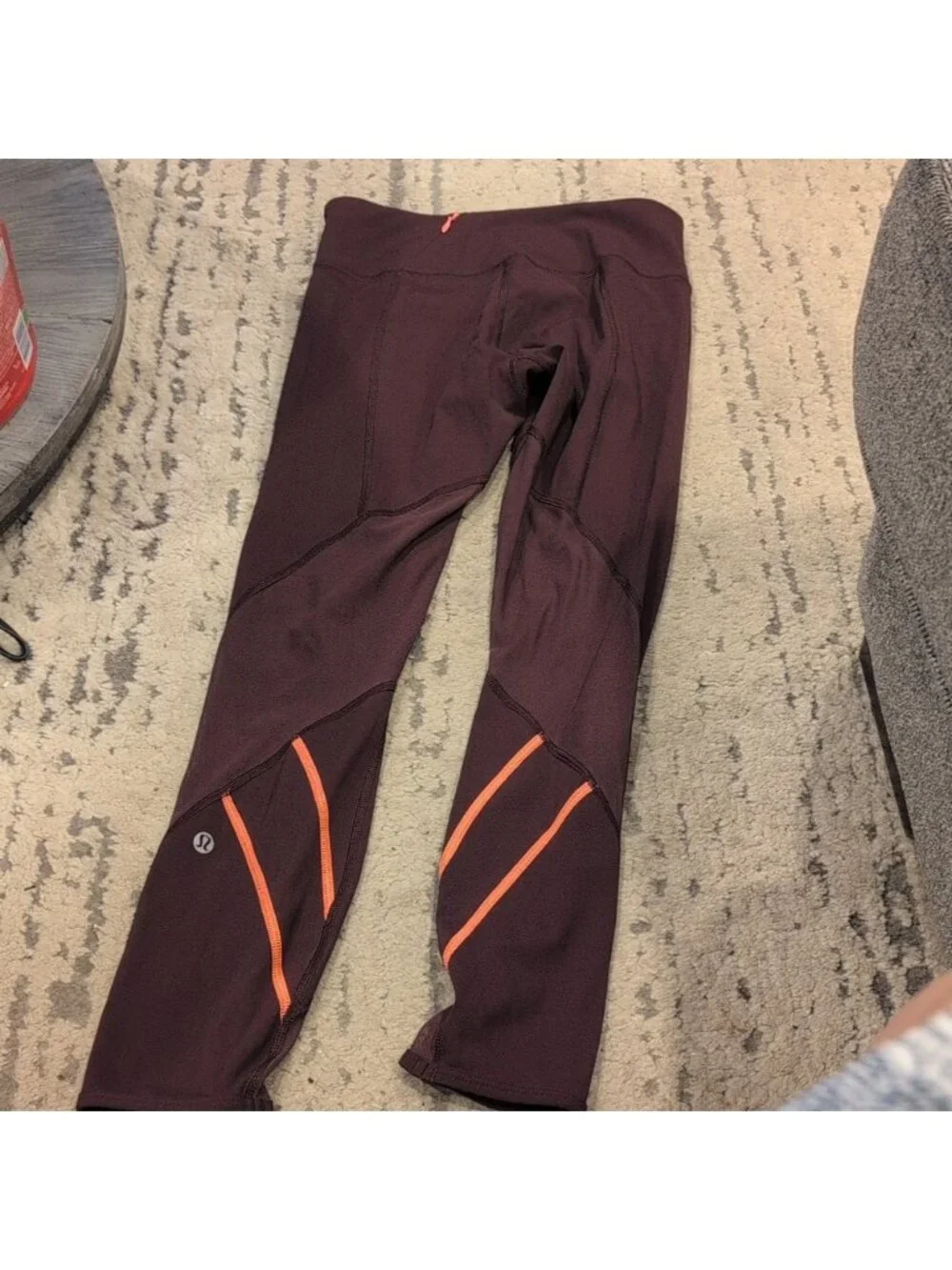 Lululemon All Meshed Up 7/8 Tight Bordeaux Drama / Flash Light